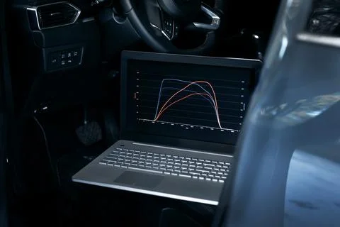 Car engine chip tuning, ecu remapping for performance Foto stock