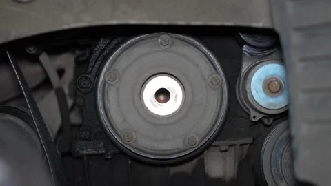 Car Engine Component Inspection, This series of frames showcases an engine Vidéo 346121008