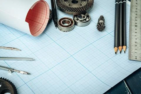 Car engineering tools top view on graph paper Fotos de archivo