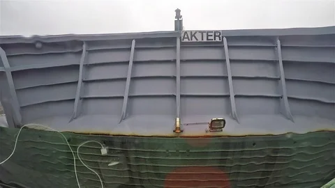 Car ferry opening belly while arriving at port harbour 動画素材 91489795