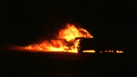Car on fire 1 Stock-Footage 755984
