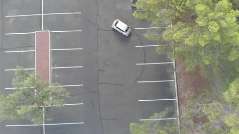 Car Going In Circles Video stock 135764553