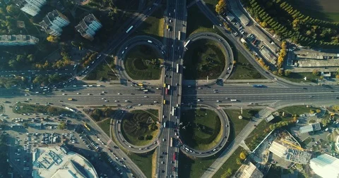 Car interchange, filled with transport. 스톡 동영상 100681328