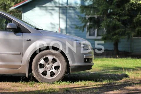 Car on a lawn Stock Photos