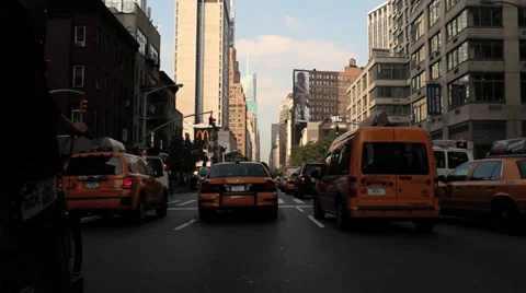 Car Mount on NYC Streets 動画素材 29644810