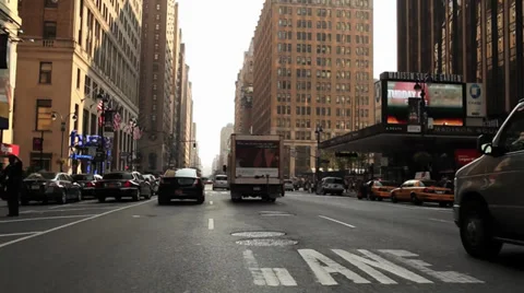 Car Mount Through NYC Streets 動画素材 29644755
