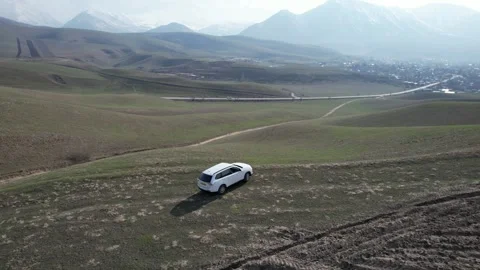 A car in the mountains Video stock 260525618