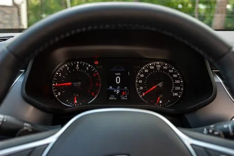 Car panel, digital bright speedometer, odometer and other tools. Foto stock