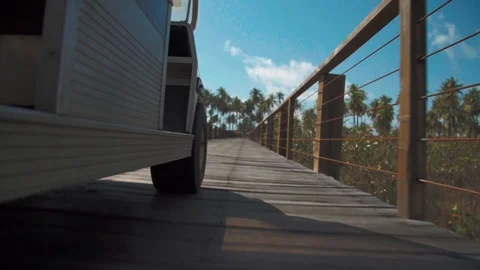 Car passing through an ecological trail Video stock 128094135