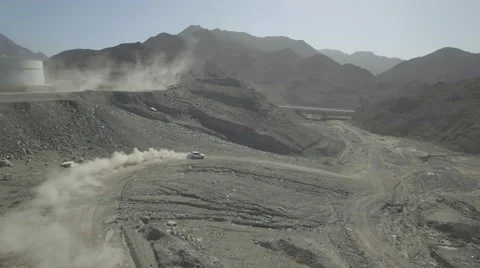 Car rally through mountains 動画素材 65187934