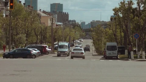 Car rides around the city Stock Footage 80432098
