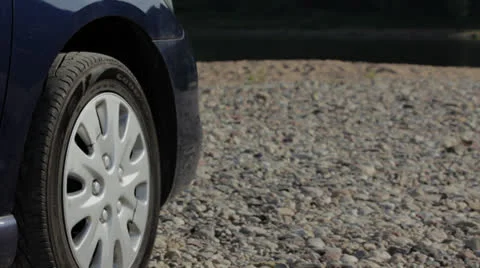 Car by river 動画素材 26299674