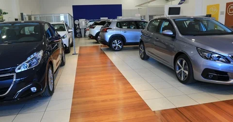 Car at the showroom Видео 87699455