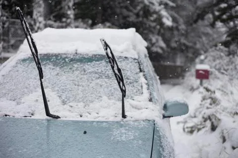 Car in the snow Stock Photos