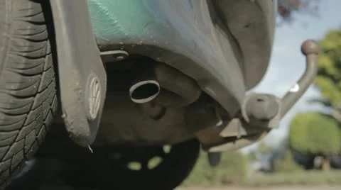 Car starting 库存影片 21240875