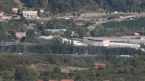 Car traffic Stock-Footage 139654093