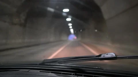 Car in tunnel Video stock 131640091