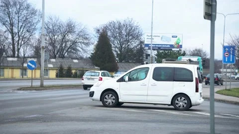 The car turns onto the road Stockbeeldmateriaal 232482740