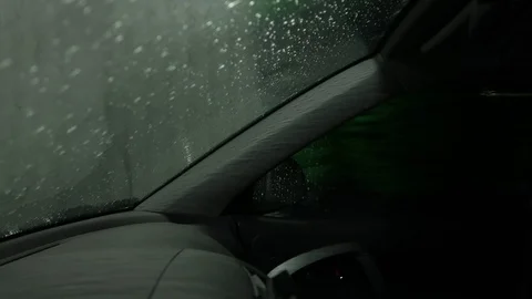 Car wash from inside the car. Видео 105176037