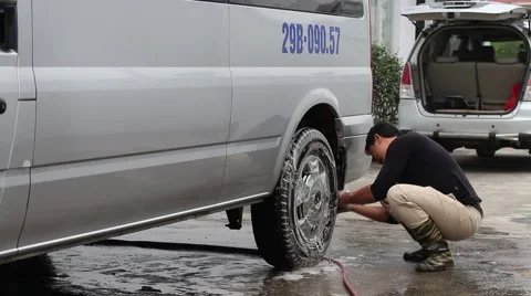 Car wash worker Stock Footage 64578598