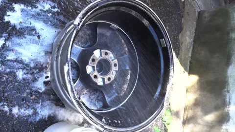 Car wheels, titanium rims, black 스톡 동영상 282510737