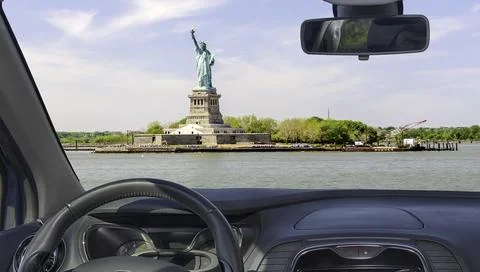 Car windshield view of Statue of Liberty, New York, USA Stock Photos