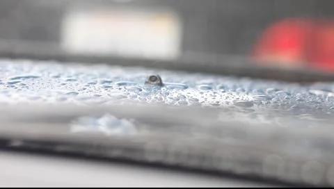 Car Windshield Wipers in the Rain 스톡 동영상 1072192