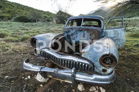 Car Wreck Route 62 In Oudtshoorn Eden District Western Cape Province South