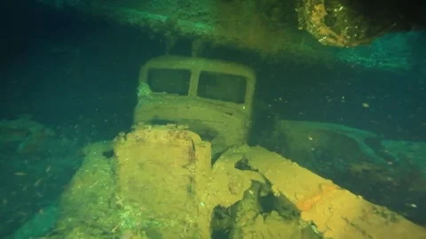 Car wreck under the ocean Stock Footage 325733534