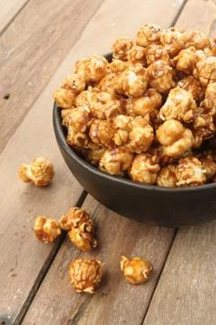Caramel popcorn Stock Photos