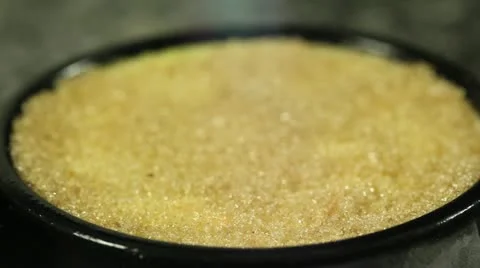 Caramelizing creme brulee Video stock 11473615