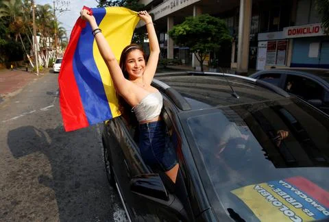 Caravan organized in Cali to show support for fomer Colombian President Alvaro U Fotos de archivo