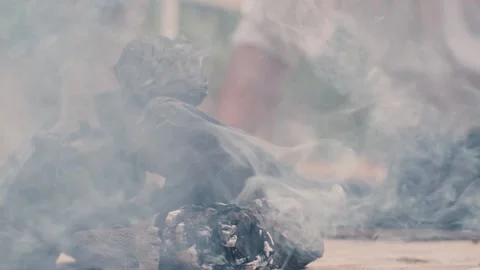 Carbon 2 Vídeos de archivo 171873285