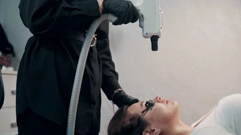 Carbon face peel. 스톡 동영상 237885464