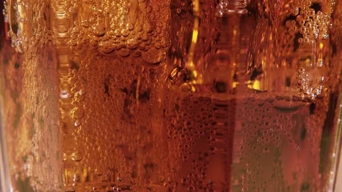 Carbonated drink in a glass with ice close-up Stock Footage 91977148