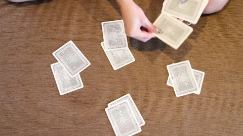 Card Shuffling and Dealing Demonstration Vidéo 277182210