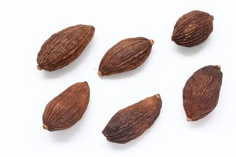 Cardamom isolate on white background Stockfoto's