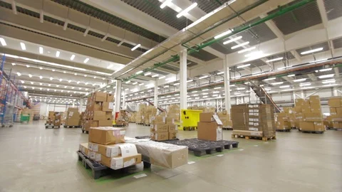 Cardboard boxes inside in Warehouse shipping Video stock 90996224