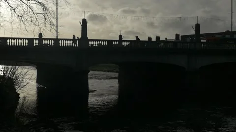 Cardiff Bridge Slow Mo HD Stockbeeldmateriaal 69022852