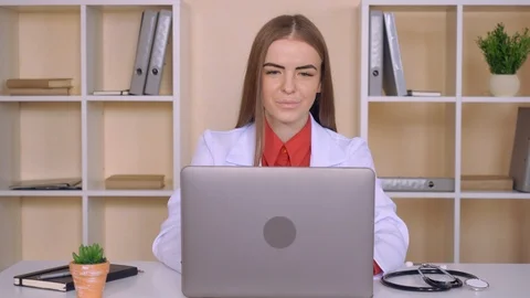 Cardiologist posing smiling to the viewers Stock Footage 86318582
