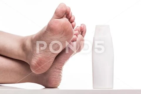 Care For Dry Skin On The Well-groomed Feet And Heels With The Help