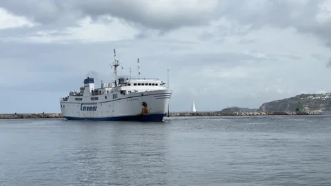 Caremar passenger boats operating between Ischia, Procida and Naples 스톡 동영상 336390769