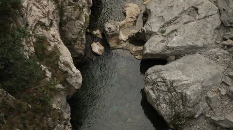 Cares Canyon 库存影片 31740996