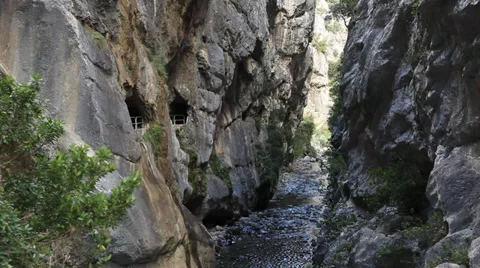 Cares Canyon 库存影片 32669672