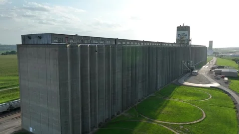 Cargill grain elevator in Topeka, Kansas. Aerial rising shot of large Stock Footage 252642916