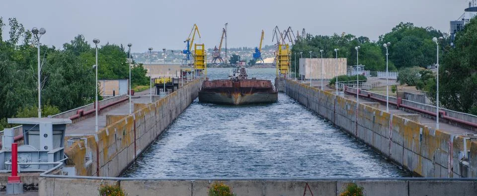 Cargo barge bulk Stock Photos