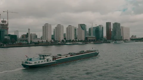 Cargo boat in City 動画素材 200813824