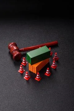 The cargo container ban as a conceptual backdrop for the export. The cargo .. Stockfoto's