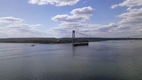 Cargo containers ship arriving to New York 動画素材 240687248