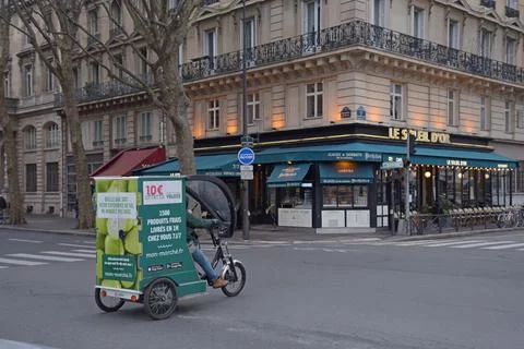 Cargo delivery bikes in Paris Stock Photos
